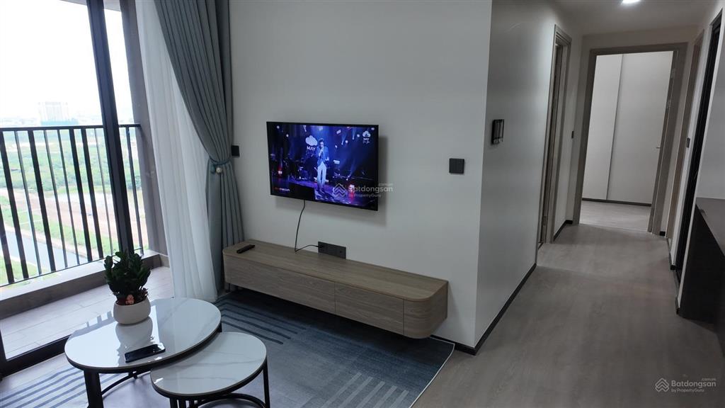 Chính chủ cho thuê căn 2pn toà s1 lumi giá 11 triệu/tháng full nội thất và đồ điện tử