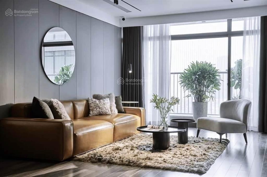 Bán căn góc 3pn, diện tích 104m2, tòa dv1 chung cư rosetown, 79 ngọc hồi, giá chỉ hơn 8 tỷ.