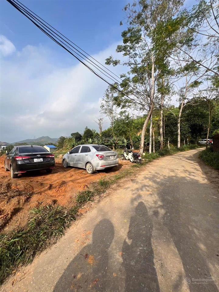 Bán mảnh đất 2000m2 tại thôn đô lương, xã bắc sơn, huyện sóc sơn. dt đất thổ cư lớn, đường xe tải