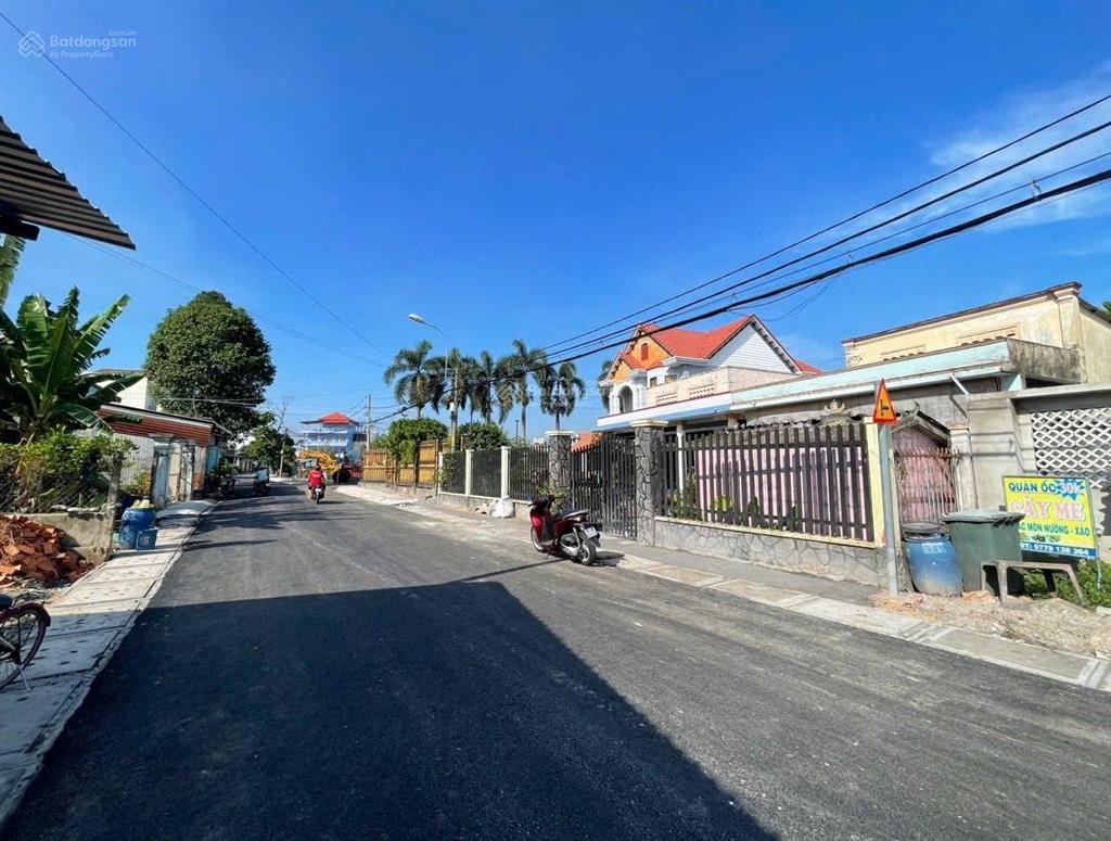 Chủ kế bên gửi bán 173m2 đất mt đỗ đình nhân, thị trấn cc, ngay sát bên kcn tây bắc, shr, giá mềm!