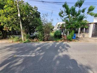 Chủ sổ sẵn ở ngoài, nhờ bán lô đất 200m2 ngang 8m, vuông vức mt phạm thị thàng, khu dân cư hiện hữu