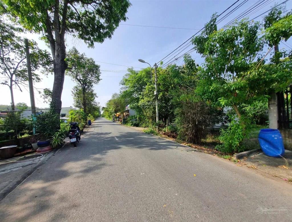 Chủ sổ sẵn ở ngoài, nhờ bán lô đất 200m2 ngang 8m, vuông vức mt phạm thị thàng, khu dân cư hiện hữu