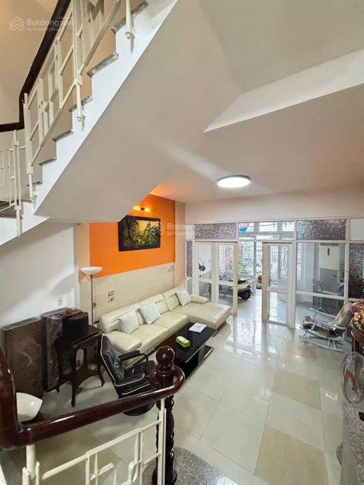 Giảm 1 tỷ đồng  từ 16 tỷ nay chỉ còn 15 tỷ  nhà mặt tiền đường số 14  ngang 5m x 21,5m  4 tầng