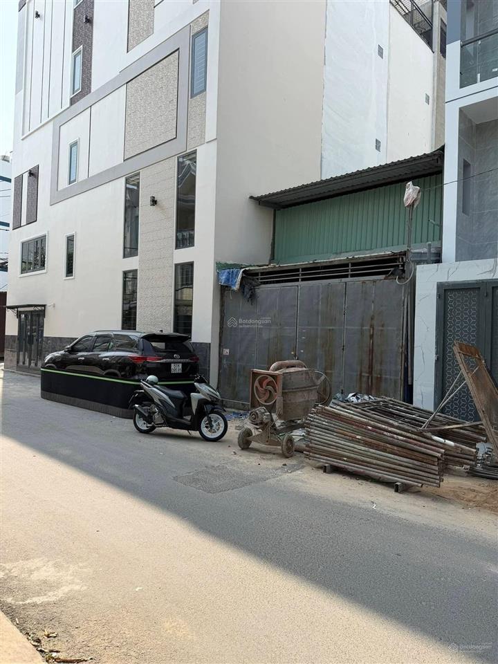 Lô đất vị trí tuyệt đẹp  hẻm 8m thông  sát đường bờ kênh tham lương  dt 73m2 (4,5m x 16,3m)