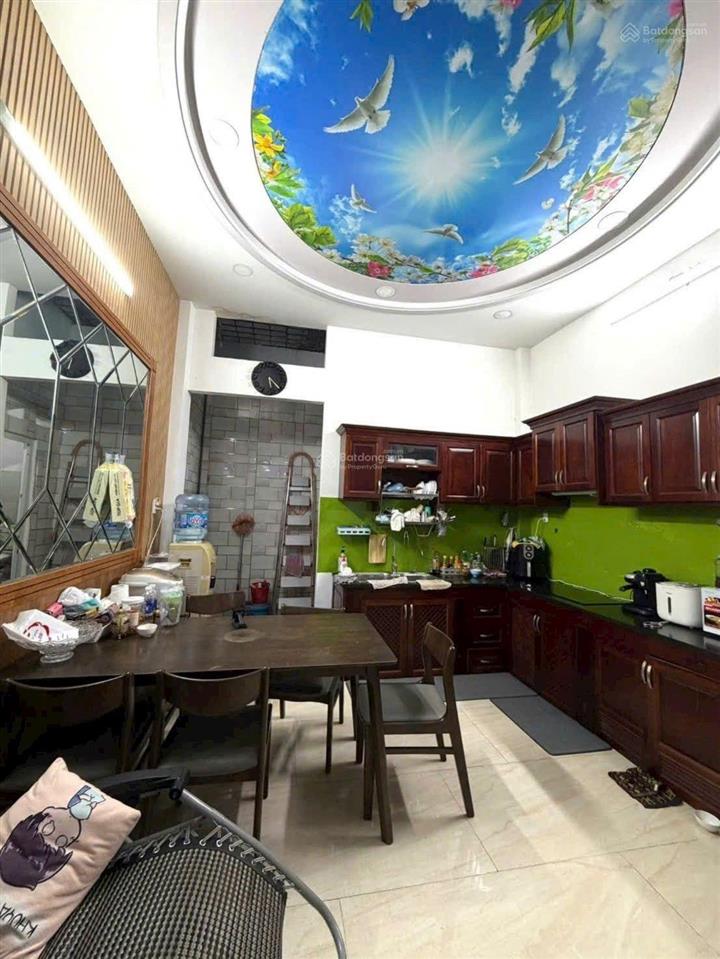 Giảm 300tr  nhà 4 tầng  dt 4x15m  hẻm 6m  đường số 21 quang trung phường 8