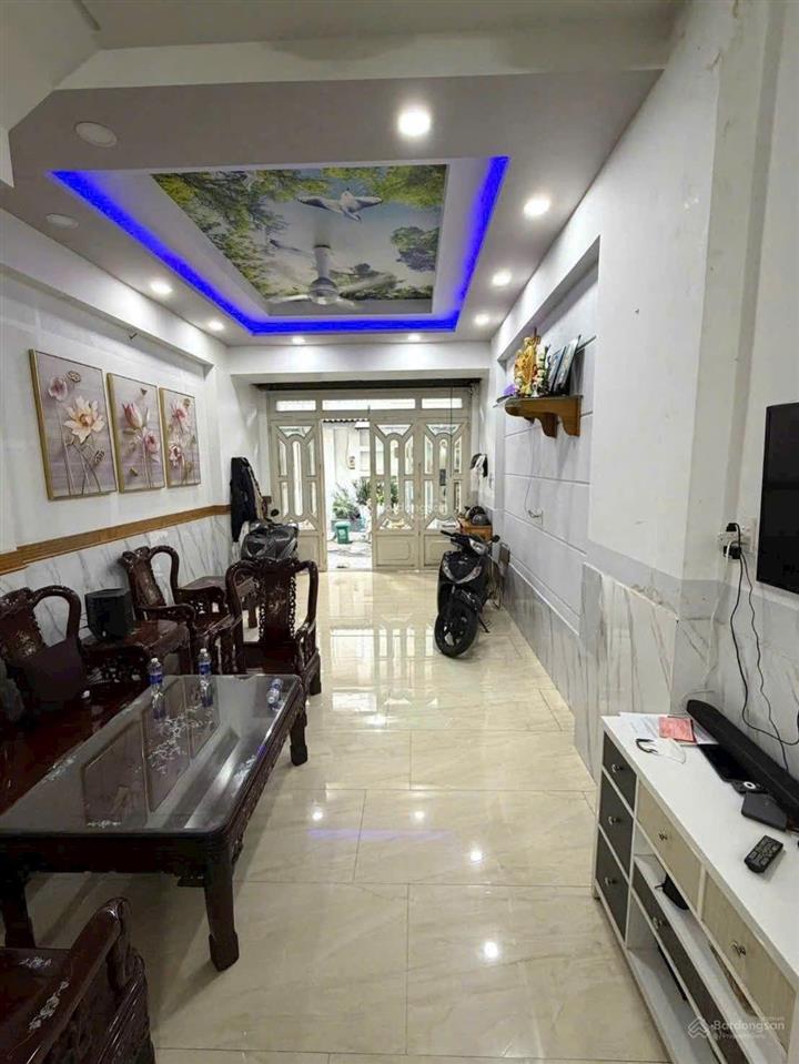 Giảm 300tr  nhà 4 tầng  dt 4x15m  hẻm 6m  đường số 21 quang trung phường 8