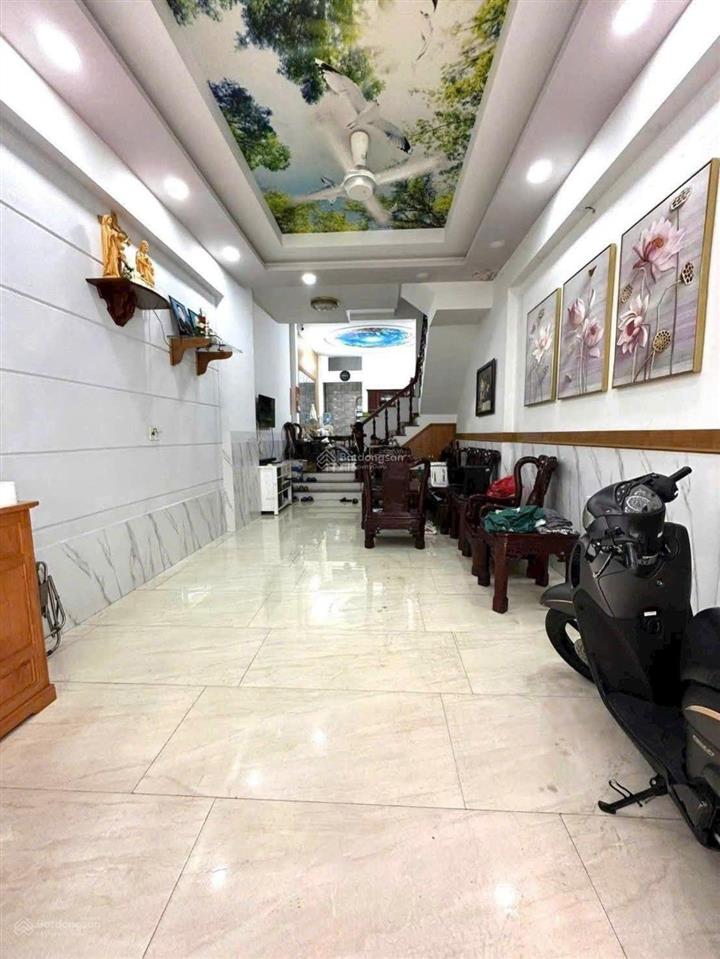 Giảm 300tr  nhà 4 tầng  dt 4x15m  hẻm 6m  đường số 21 quang trung phường 8