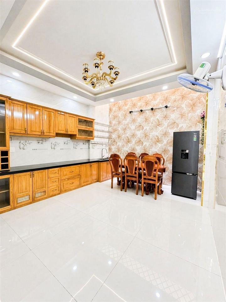 Giảm 300tr  chỉ còn 8,5 tỷ bán nhà mới full nội thất  hẻm xh  có thang máy  dt 4m x 16m  4tầng