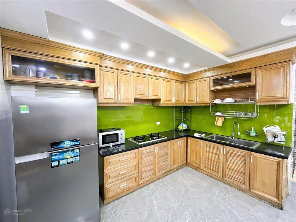 Bán nhà phố khu đồng bộ nhà lầu  hẻm xe hơi dt 4m x 15m  5 tầng  chỉ hơn 7 tỷ  phạm văn chiêu