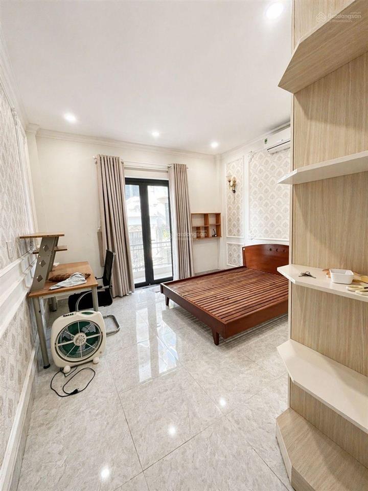 Bán nhà phố khu đồng bộ nhà lầu  hẻm xe hơi dt 4m x 15m  5 tầng  chỉ hơn 7 tỷ  phạm văn chiêu