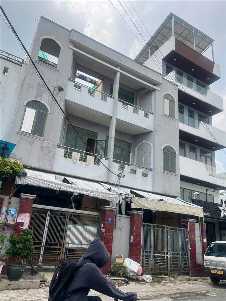 BÁN NHÀ (10x24) MẶT TIỀN ĐÔNG HƯNG THUẬN 45, TÂN HƯNG THUẬN, Q12