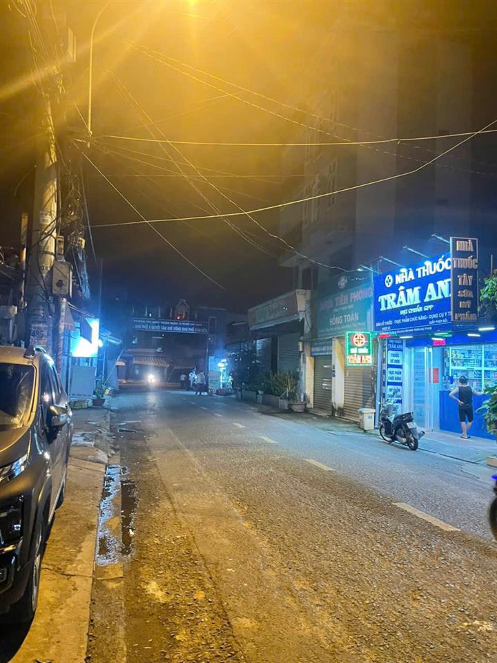 BÁN NHÀ (10x24) MẶT TIỀN ĐÔNG HƯNG THUẬN 45, TÂN HƯNG THUẬN, Q12