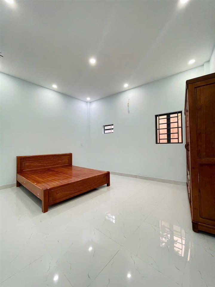 NHÀ MỚI ĐẸP – 92M² – 2 PHÒNG NGỦ MASTER – HẺM Ô TÔ NÉ NHAU