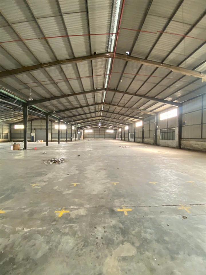 KHO XƯỞNG SIÊU ĐẸP – TÔ KÝ, Q12 - XE TẢI – XE CÔNG LƯU THÔNG 24/7
