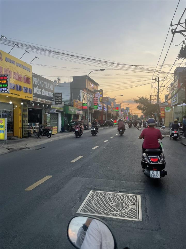 BÁN GẤP QUỸ ĐẤT MẶT TIỀN NGUYỄN ẢNH THỦ, HÓC MÔN - 2.800m² – GIÁ 145 Tỷ