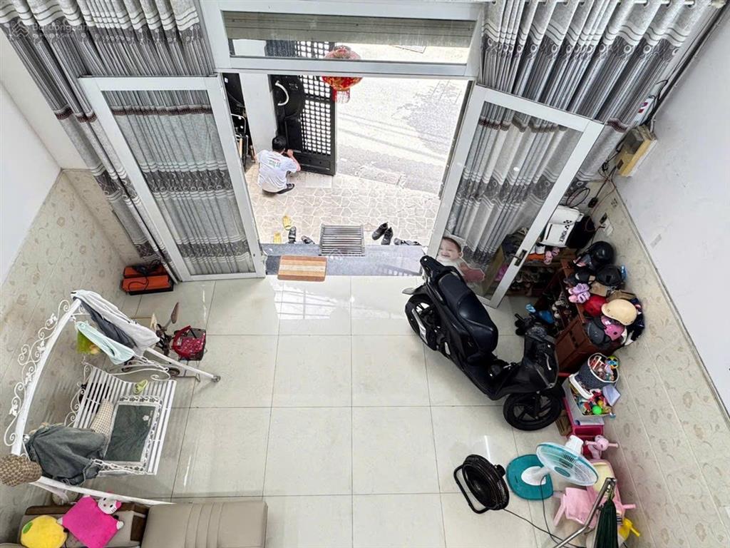 Bán nhà tân phú giáp quận 11  tân bình  hẻm xe hơi vào nhà ngang hiếm 5.5m 3 tầng gần đầm sen