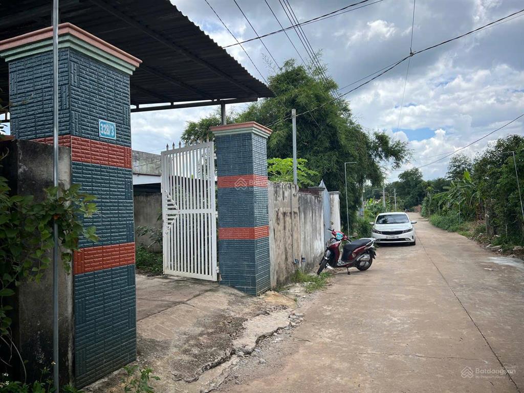 Cần bán ra 348m2 + 100m2 tc đất thuộc hcm, đường bê tông 7m, cách dh 507 đúng 150m. giá 690tr