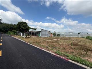 Sang 257m2 + 100m2 tc mặt tiền đường nhựa 7m, ngay trưởng thcs, ubnd, giá 520 triệu (bao phí)