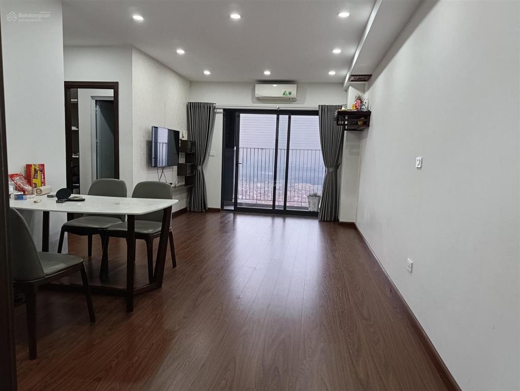 Bán căn hộ chính chủ da intracom riverside. miễn trung gian.