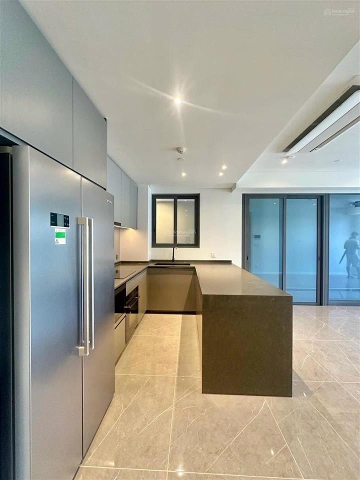 The opera  metropole bán căn hộ 3 phòng ngủ ntcb  view quận 1