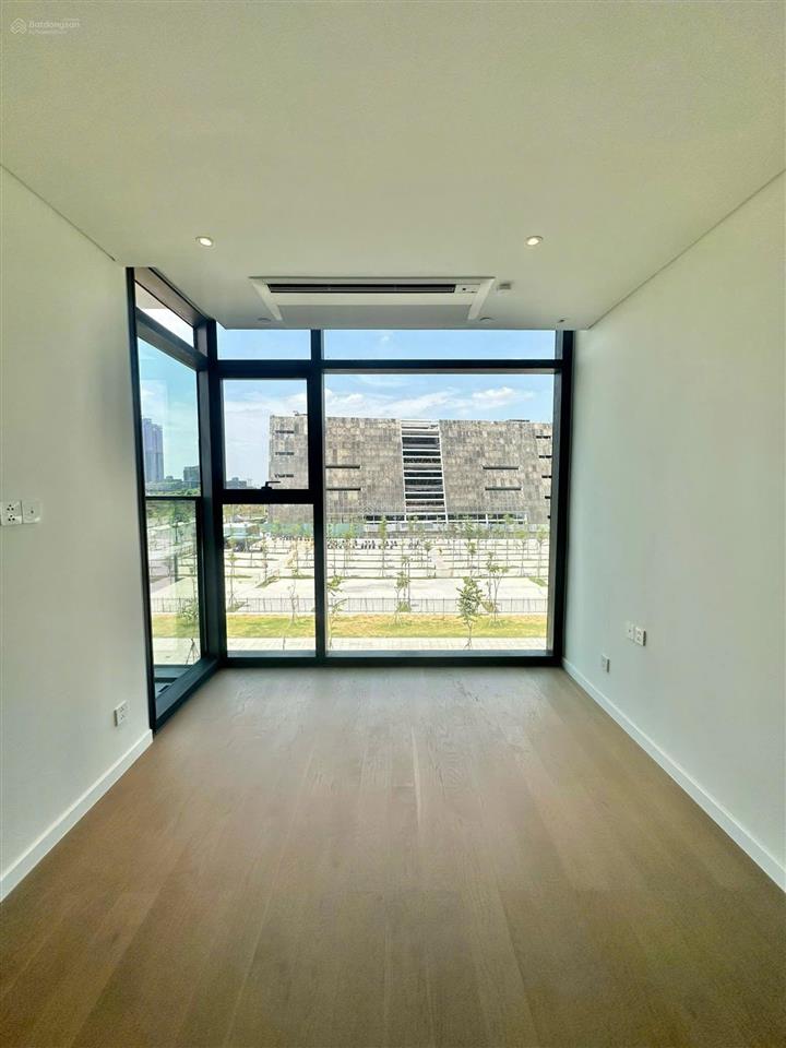 The opera  metropole bán căn hộ 3 phòng ngủ ntcb  view quận 1