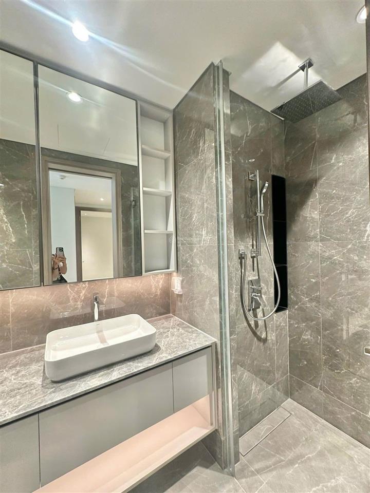 The opera  metropole bán căn hộ 3 phòng ngủ ntcb  view quận 1