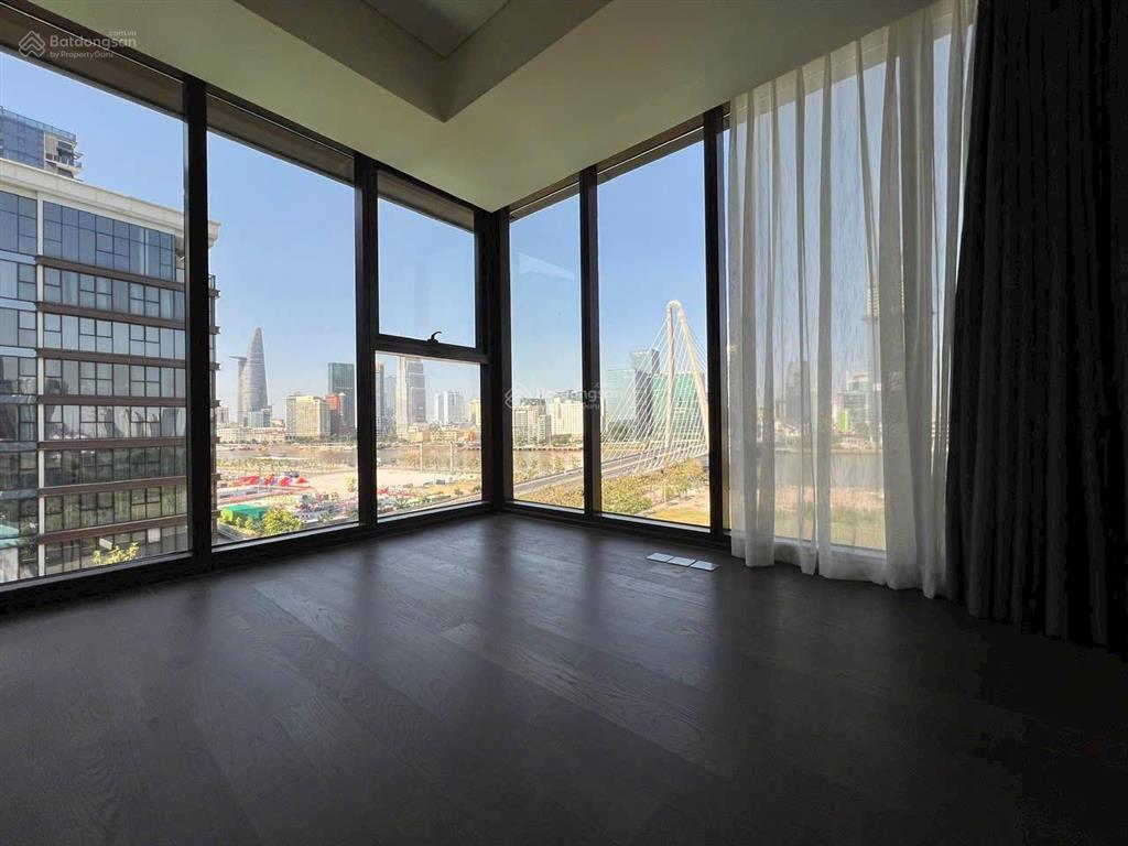 The galleria  metropole bán căn góc 4pn  ntcb  view trực diện sông, quận 1 & cầu bason