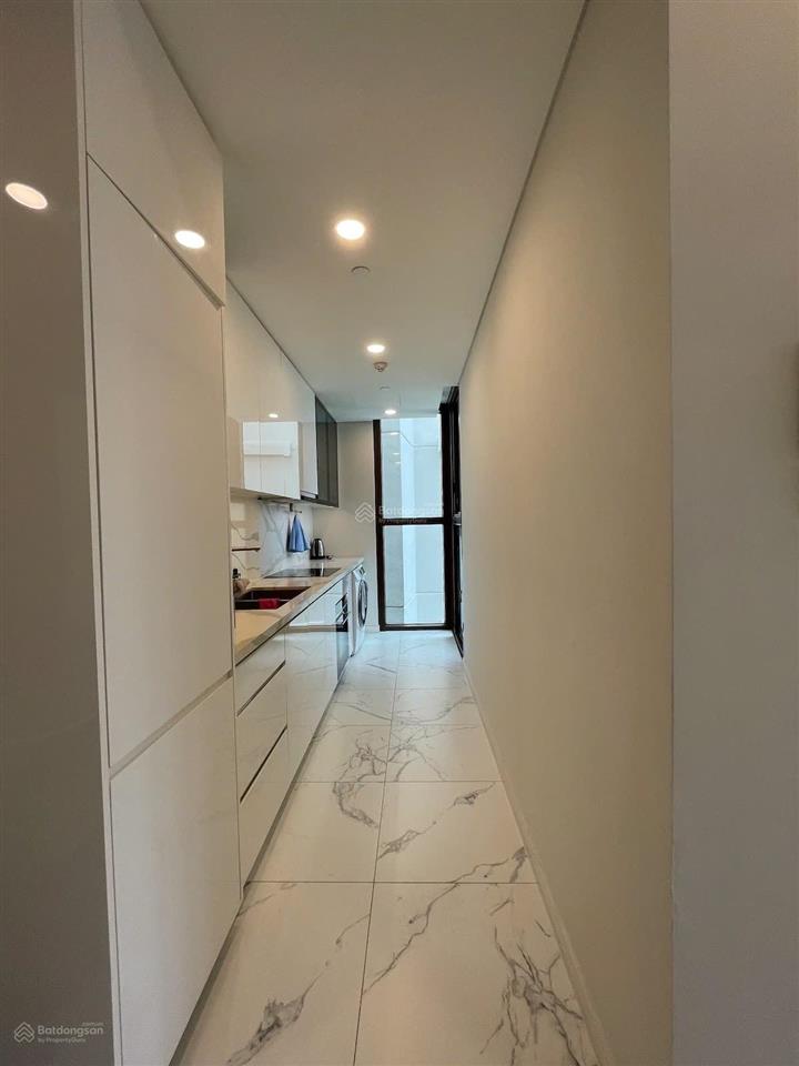 The galleria  metropole bán căn hộ 2pn  full nội thất  giá 26.5 tỷ all in  tầng cao view sông