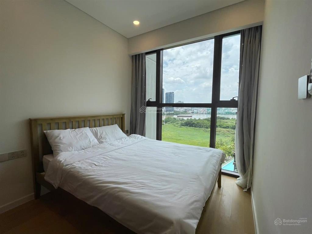 The galleria  metropole bán căn hộ 2pn  full nội thất  giá 26.5 tỷ all in  tầng cao view sông