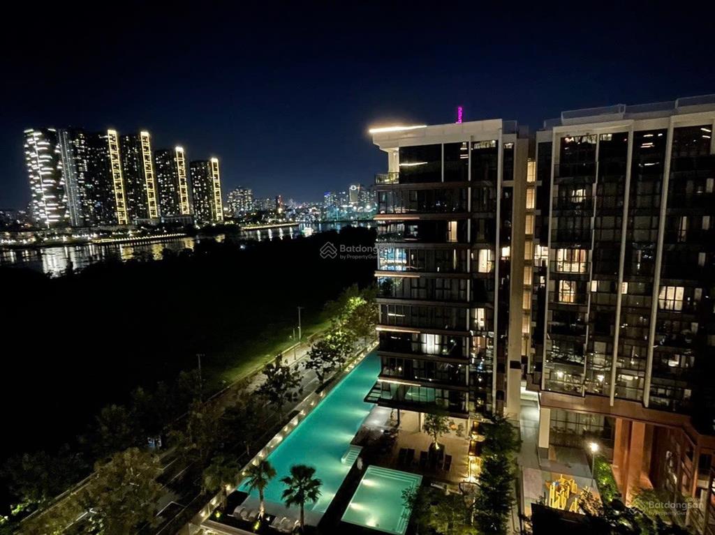 The galleria  metropole bán căn hộ 2pn  full nội thất  giá 26.5 tỷ all in  tầng cao view sông
