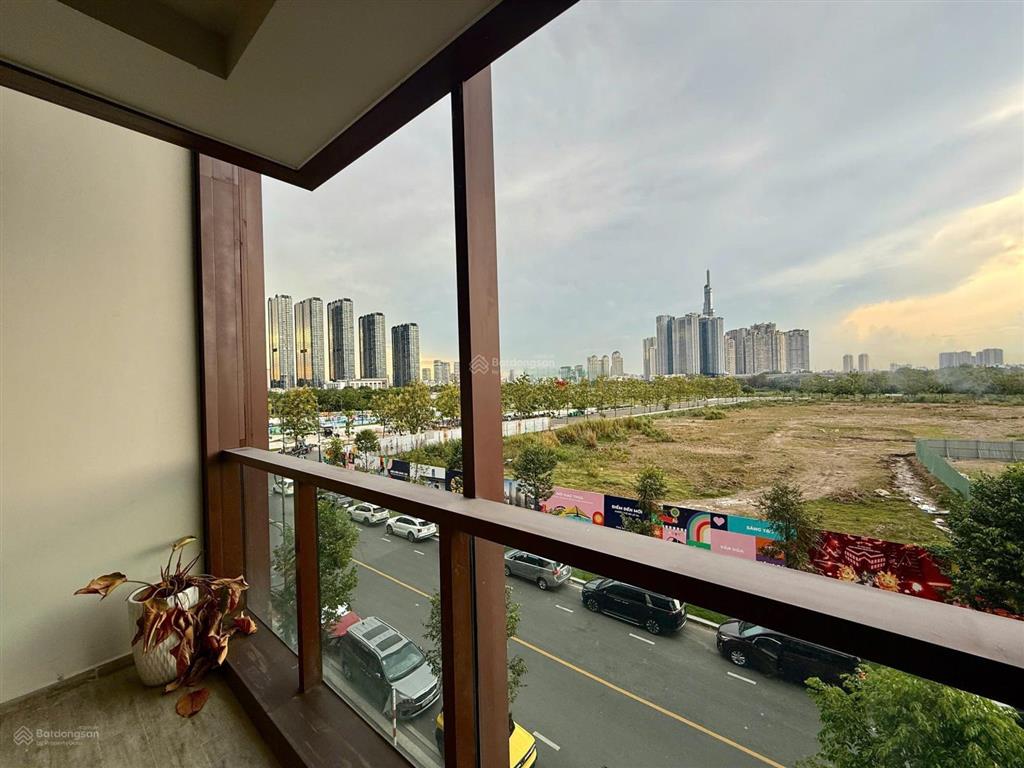 The galleria  metropole bán căn hộ 2pn giá tốt diện tích lớn 102m2  view sông, landmark 81