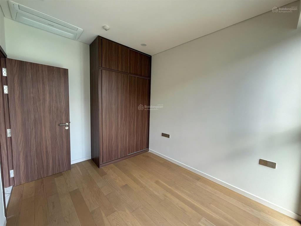 The galleria  metropole bán căn hộ 2pn giá tốt 23 tỷ all in  ntcb  view sông, hồ bơi, công viên