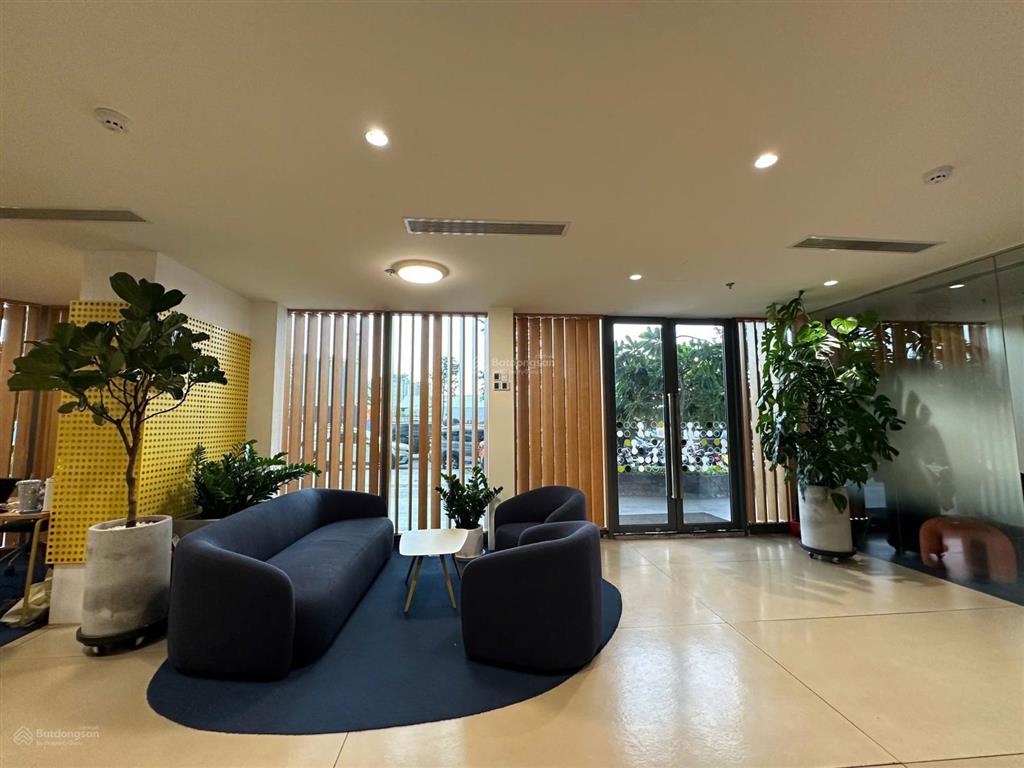 The crest  metropole cho thuê shophouse diện tích lớn