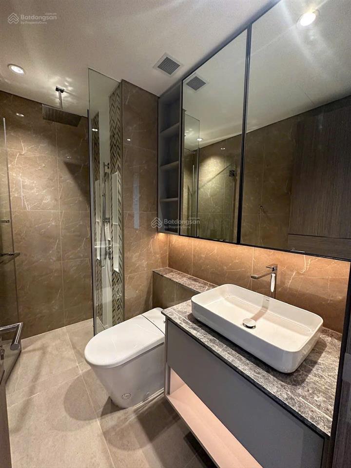 The opera  metropole bán căn hộ 2pn trục đẹp view sông, quận 1  giá 34.5 tỷ all in  ntcb