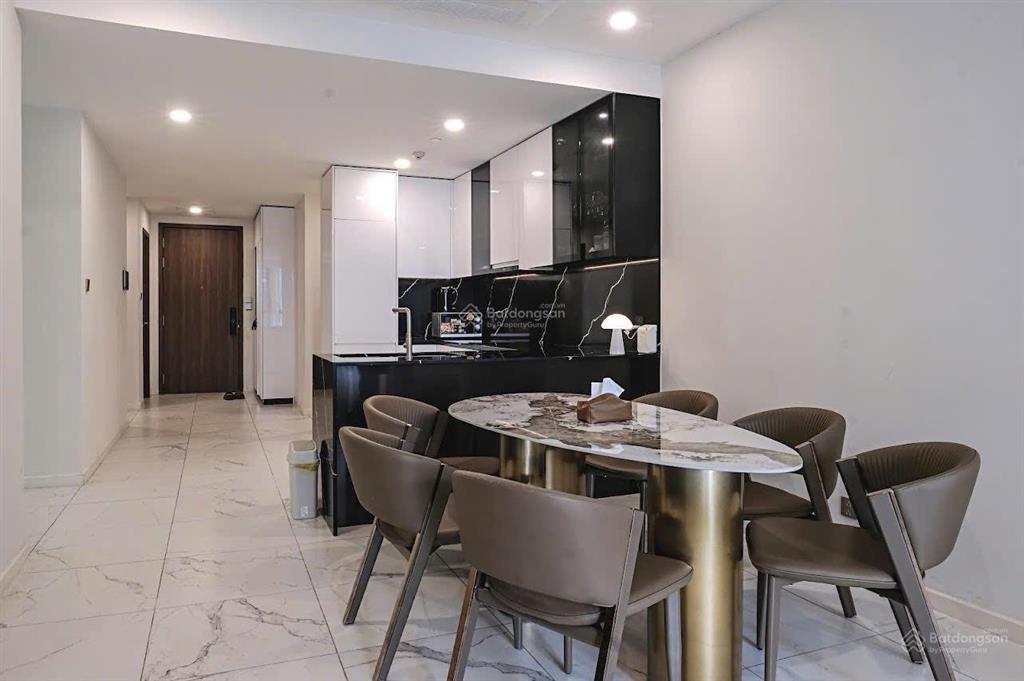 The galleria  metropole bán căn hộ 2pn giá tốt 24.5 tỷ  full nội thất  view nội khu thoáng