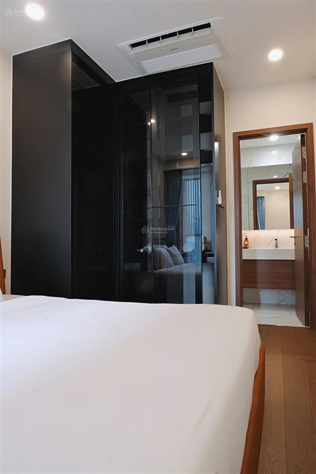 The galleria  metropole bán căn hộ 2pn giá tốt 24.5 tỷ  full nội thất  view nội khu thoáng