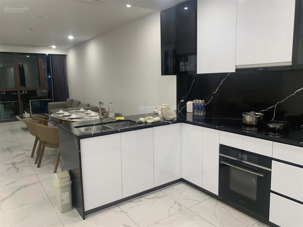 The galleria  metropole bán căn hộ 2pn giá tốt 24.5 tỷ  full nội thất  view nội khu thoáng