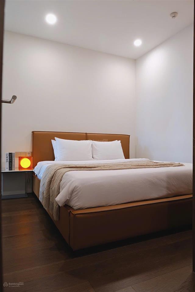 The galleria  metropole bán căn hộ 2pn giá tốt 24.5 tỷ  full nội thất  view nội khu thoáng