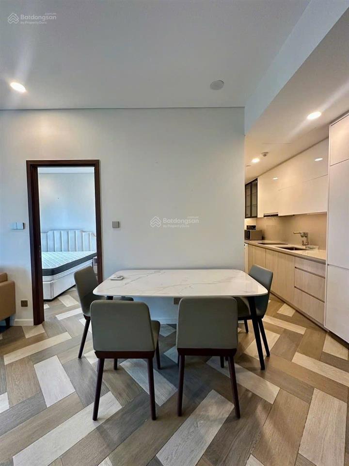 The galleria  metropole bán căn hộ 1pn giá 15.5 tỷ all in  full nội thất  view sông, công viên