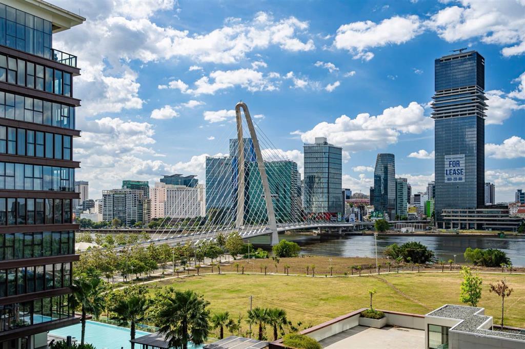 The galleria  metropole bán căn hộ 1pn  đã có sổ  view sông, quận 1, cầu bason