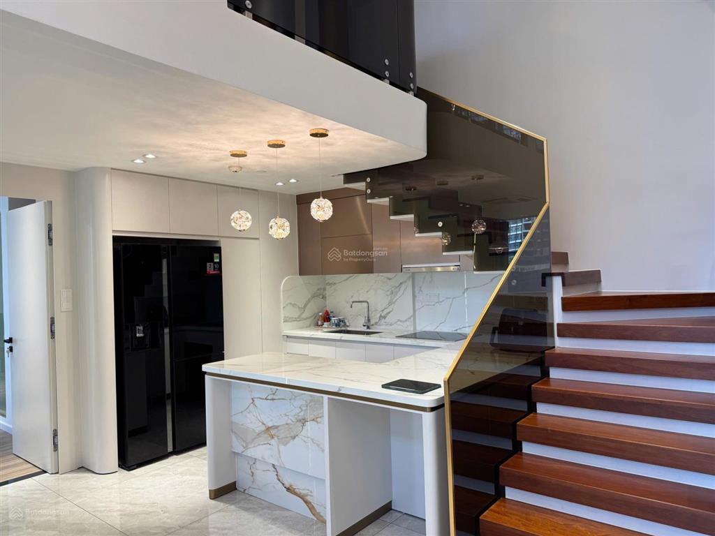 The opera  metropole cho thuê căn loft 3pn sân vườn  view city, cầu ba son