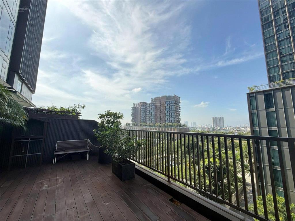 Cho thuê căn 3pn sân vườn diện tích lớn  ntcb  view nội khu thoáng