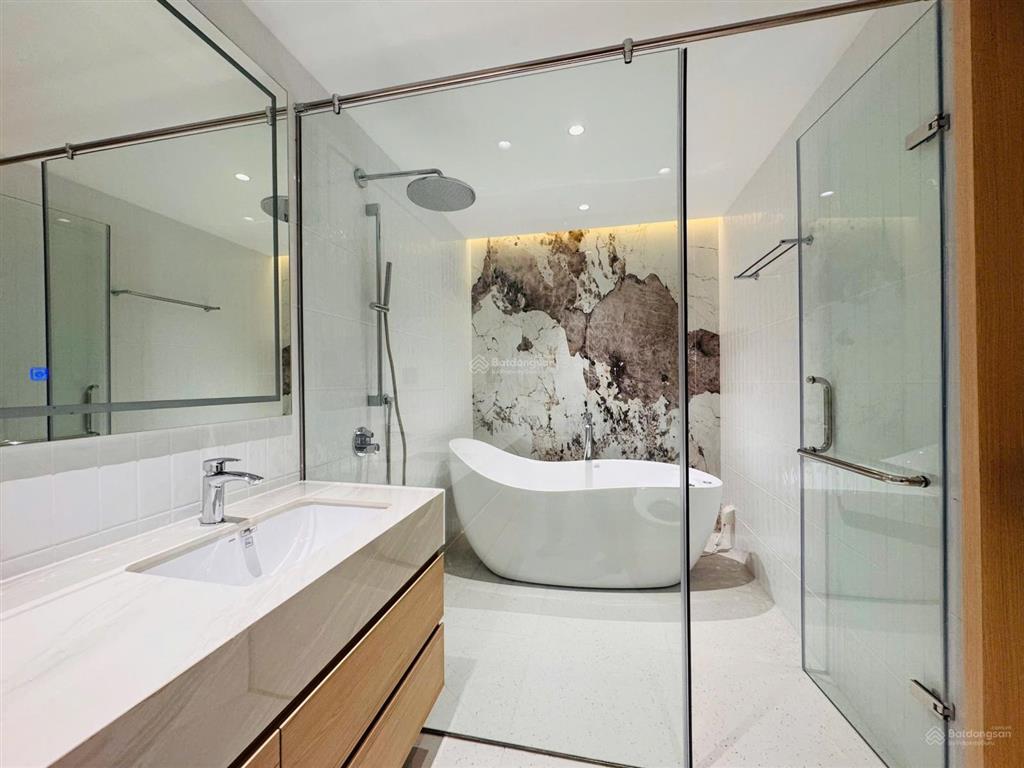 The crest  metropole bán căn loft 3pn  full nội thất  view sông, quận 1 & cầu bason