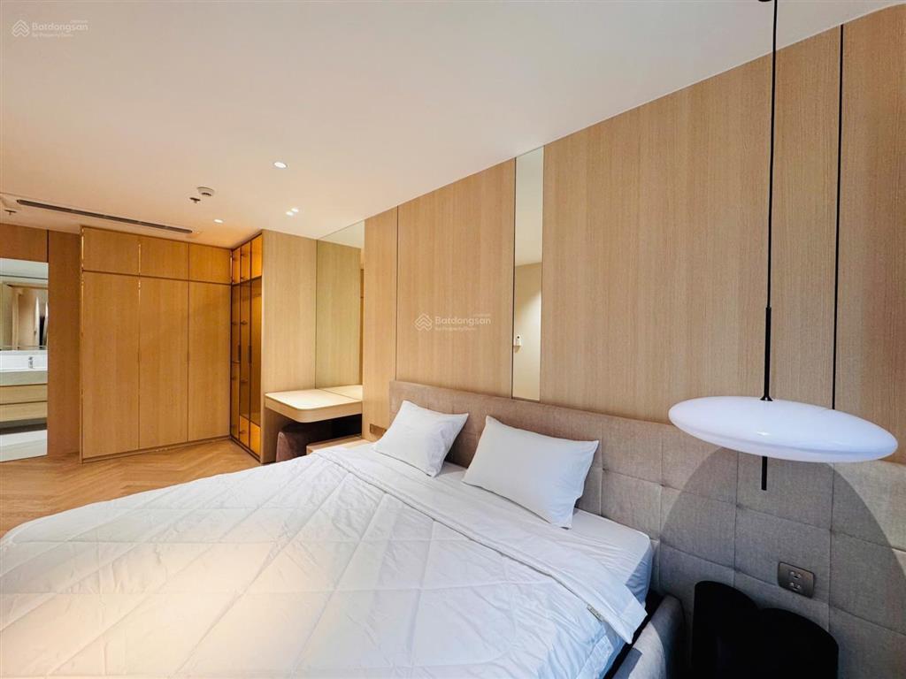 The crest  metropole bán căn loft 3pn  full nội thất  view sông, quận 1 & cầu bason