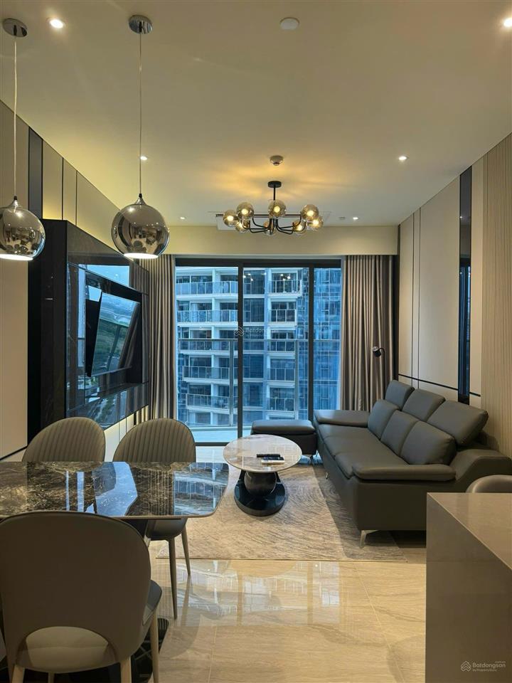 The opera  metropole cho thuê căn góc 2 phòng ngủ  full nội thất  view cầu bason, city