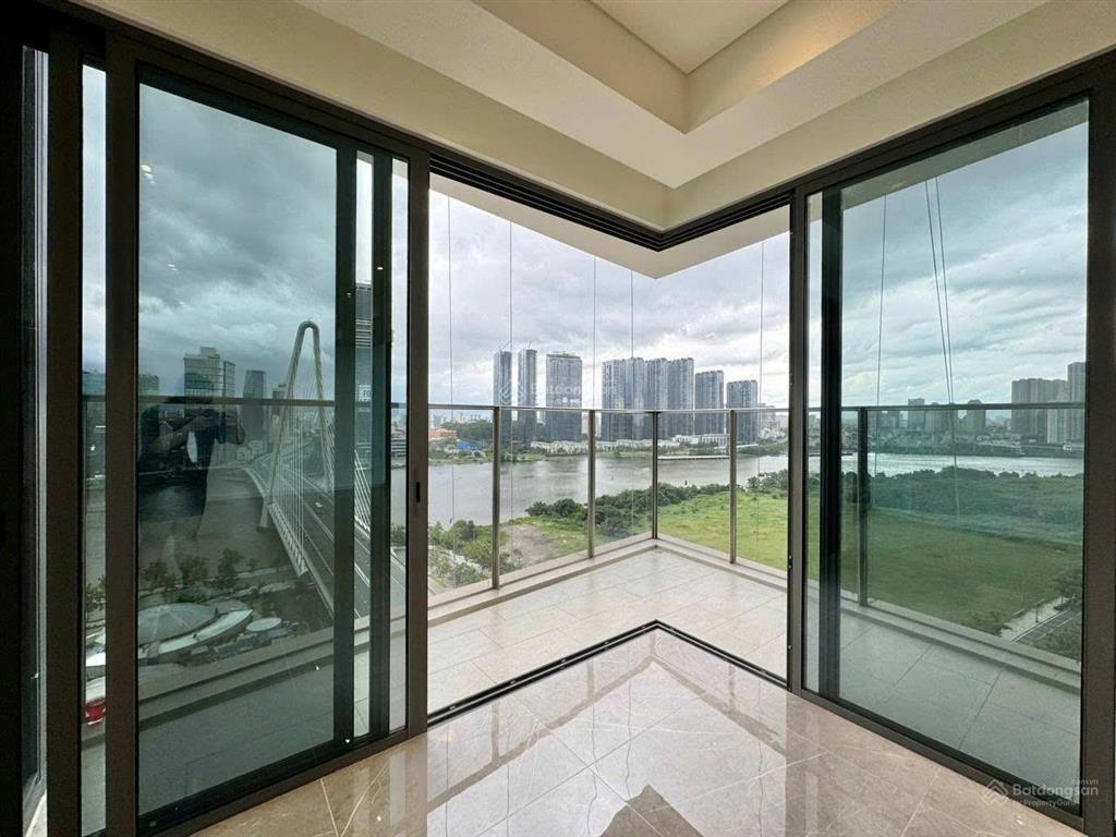 The opera  metropole bán căn góc 4pn view trực diện sông, quận 1, cầu ba son