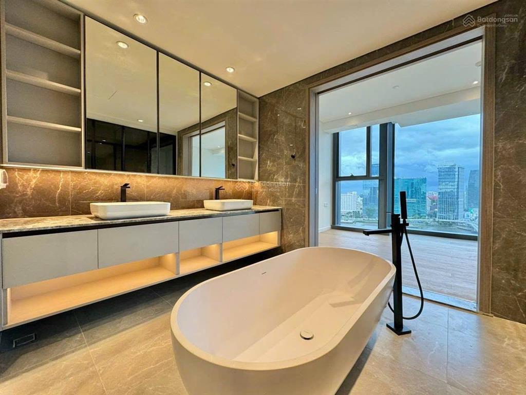 The opera  metropole bán căn góc 4pn view trực diện sông, quận 1, cầu ba son