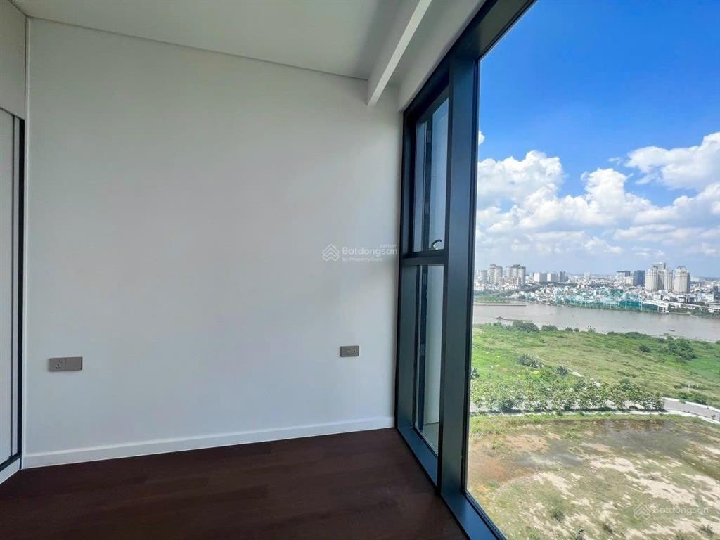 The crest  metropole bán căn hộ 2 phòng ngủ  tầng cao  view đẹp giá tốt  đã có sổ