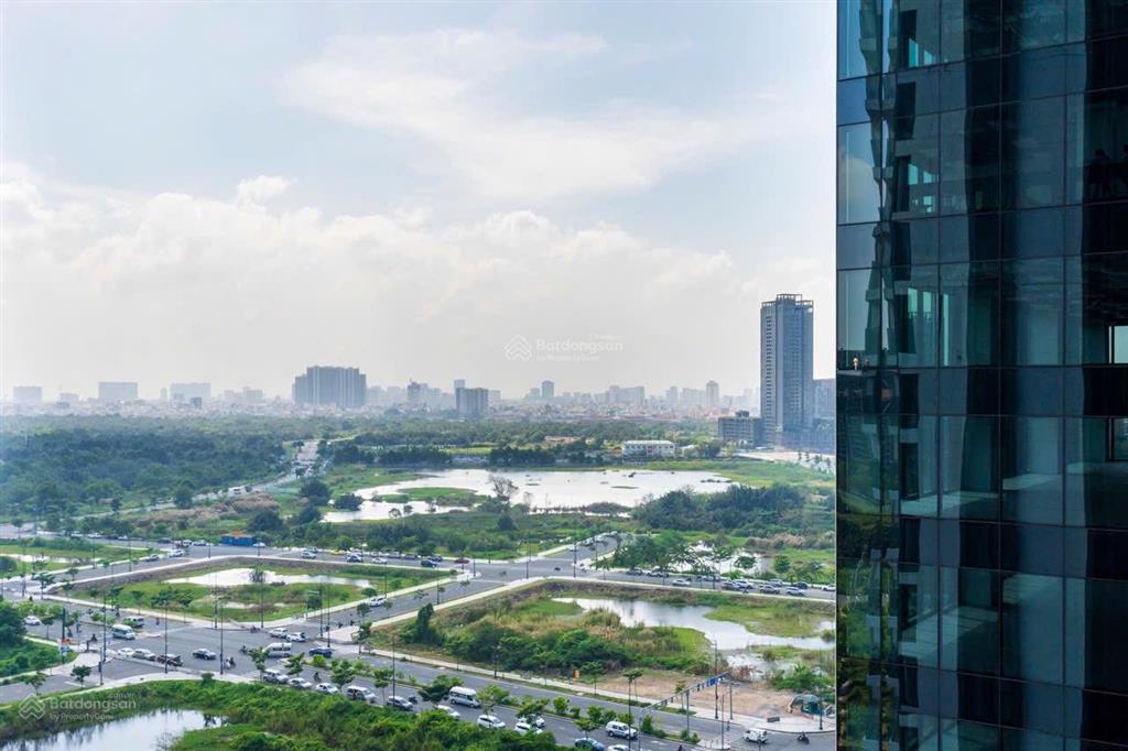 The crest  metropole bán căn studio  full nội thất  view nội khu thoáng
