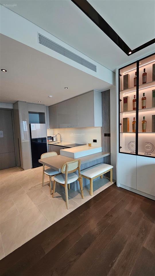 Grand marina saigon cho thuê căn hộ 2pn tầng cao view sông, cầu bason thoáng